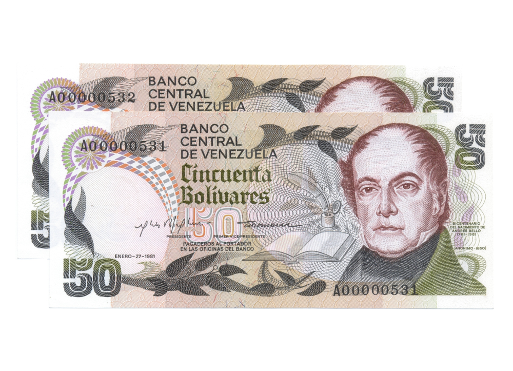 Pareja Billetes 50 Bolívares 1981 Seriales Bajos A00000531 y A00000532 Conmemorativo - Numisfila