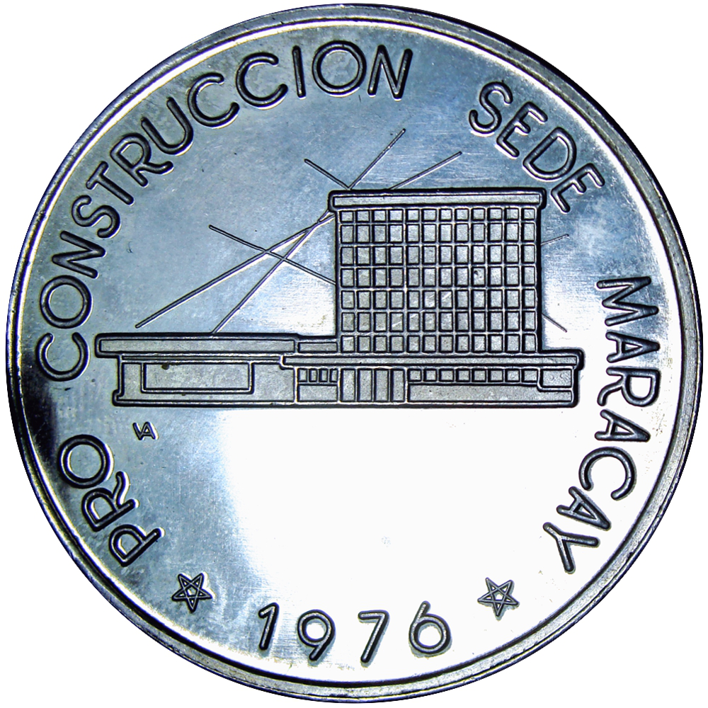 Medalla de Plata Esmaltada Acción Democratica AD Pro Construcción Sede Maracay 1976  - Numisfila