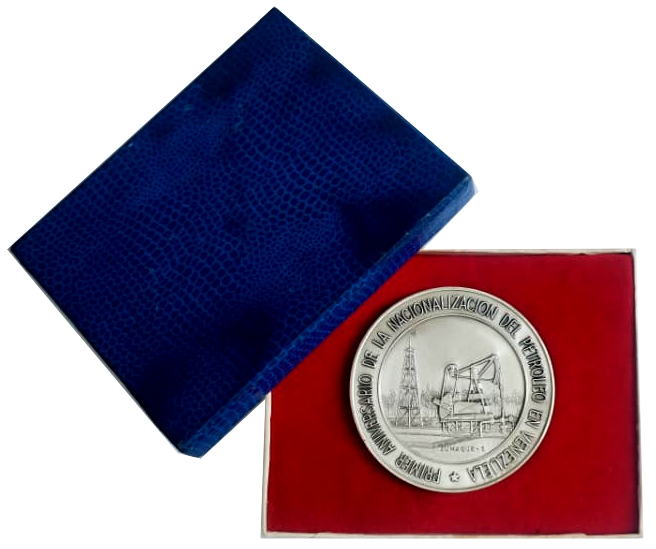 Venezuela Medalla Plateada 1er Aniversario Nacionalización del Petróleo 1977  - Numisfila