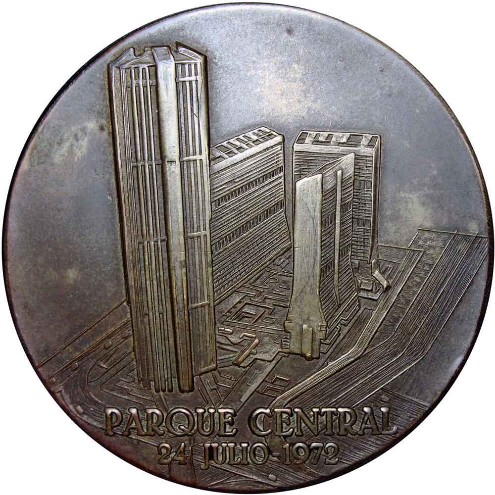 Medalla 25 Años Parque Central 1972 Centro Simon Bolivar  - Numisfila